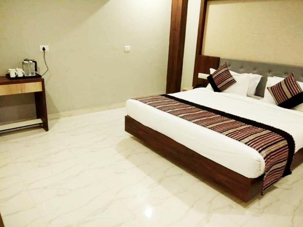 Hotel Hill Vista Udaipur Buitenkant foto